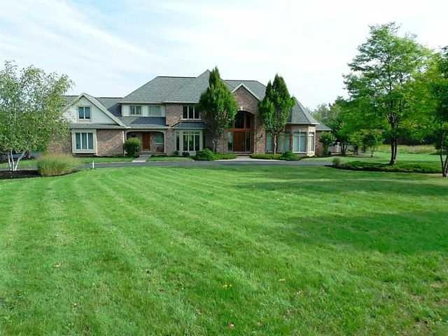 Exterior Front Front of the home including the tur