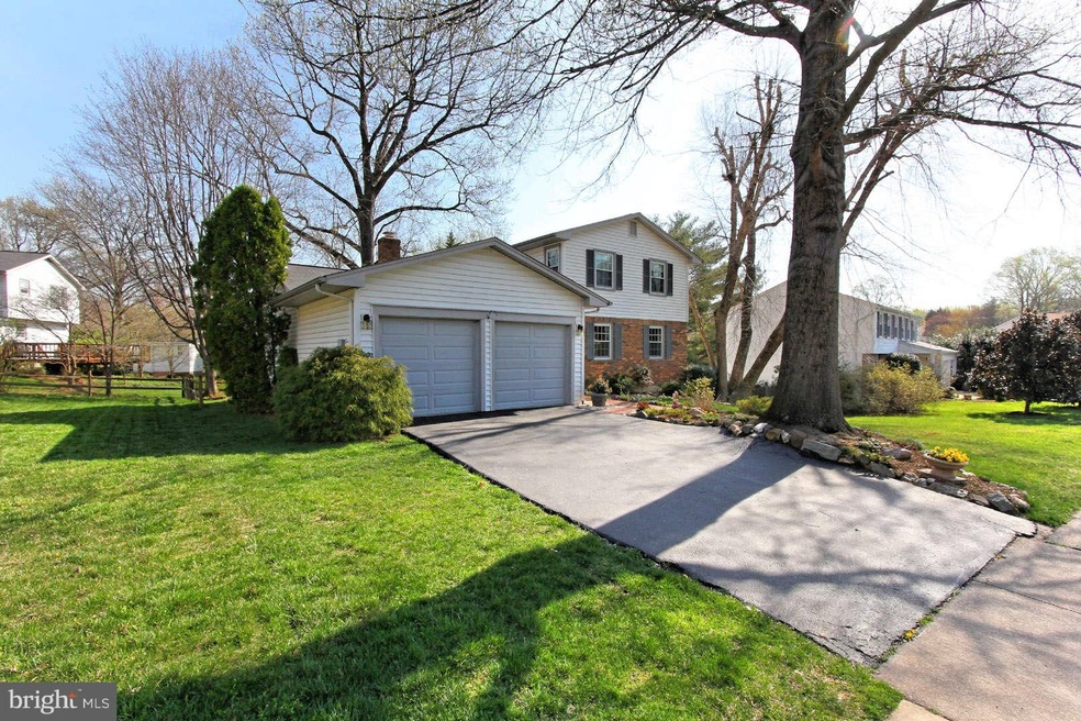 6215 Wilmington Dr, Burke, VA 22015 - photo 1