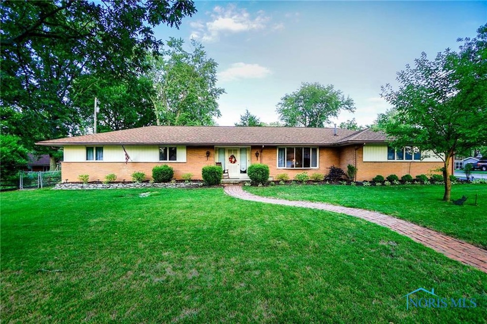 3301 Briarcliff Dr, Findlay, OH 45840 - photo 1