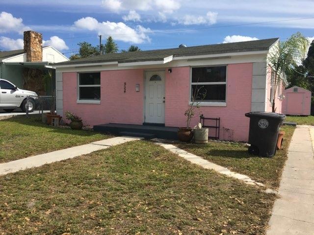 924 30th Ct, West Palm Beach, FL 33407 - photo 1