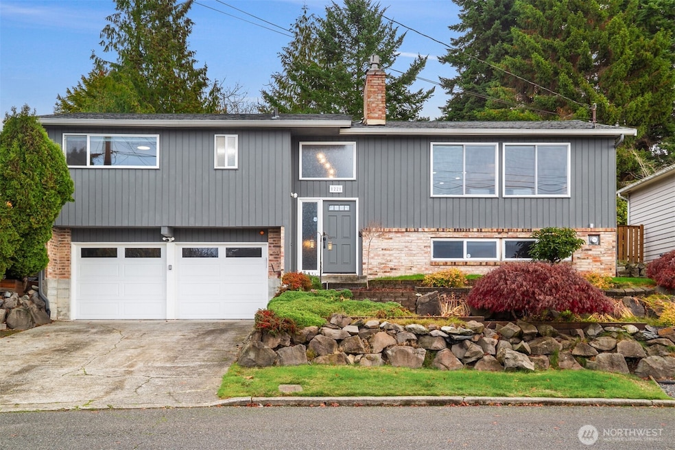1221 Coronado Place, Edmonds, WA 98020 - photo 1
