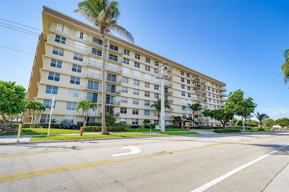 Tradewinds Condominium unit 407, Pompano Beach, FL 33062 - photo 1