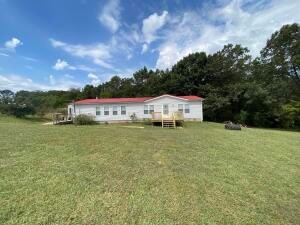 1007 Glenlock Rd, Sweetwater, TN 37874 - photo 1