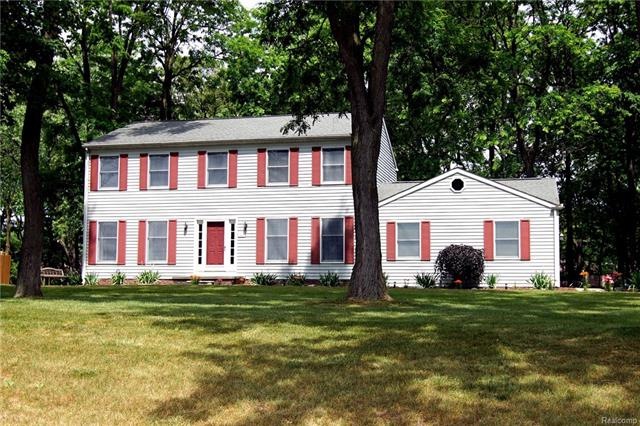 Great Huron River Highlands 2-Story
