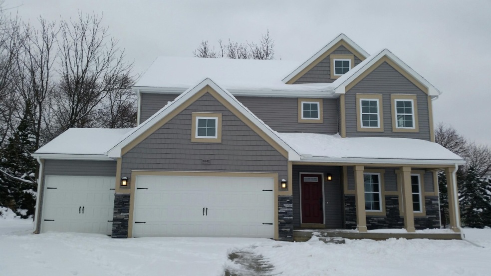 2602 Avalon Woods Dr, Portage, MI 49024 - photo 1