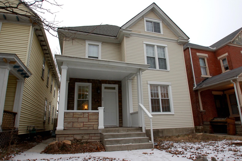 30 E Maynard Ave