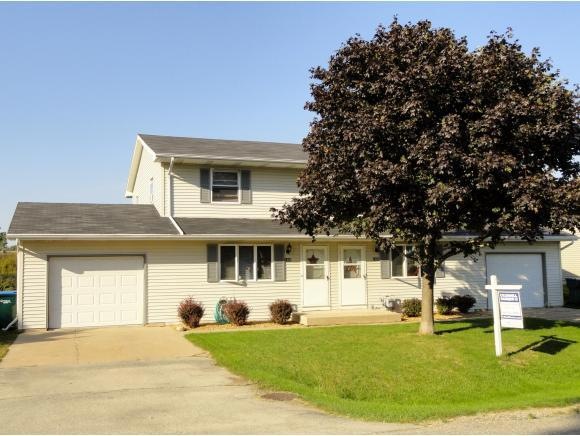 1438 W Hiawatha Dr, Appleton, WI 54914 - photo 1