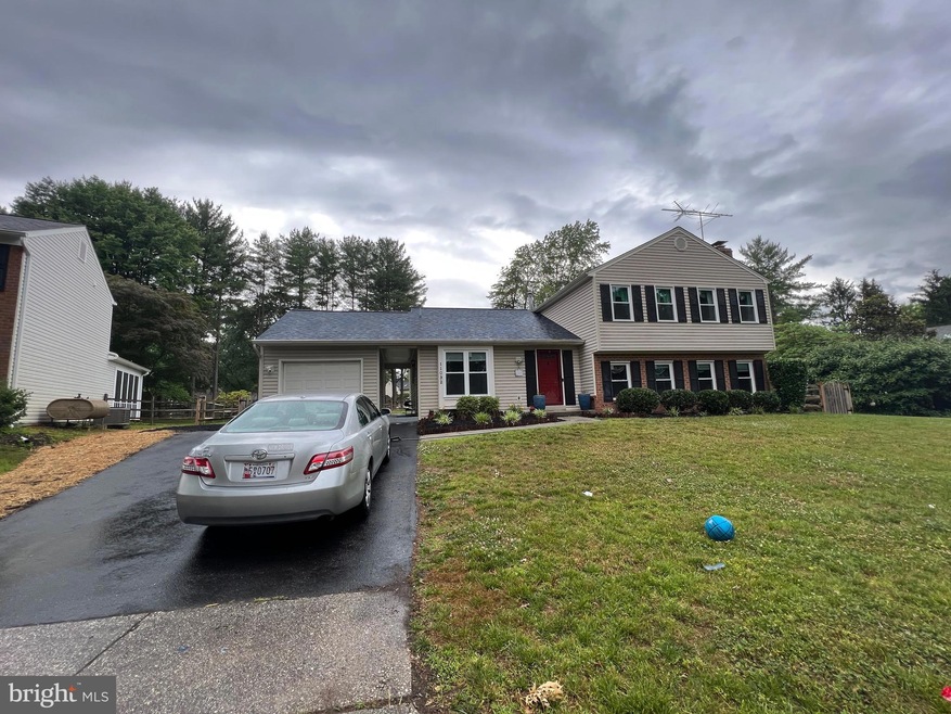 11032 Rutledge Dr, North Potomac, MD 20878 - photo 1