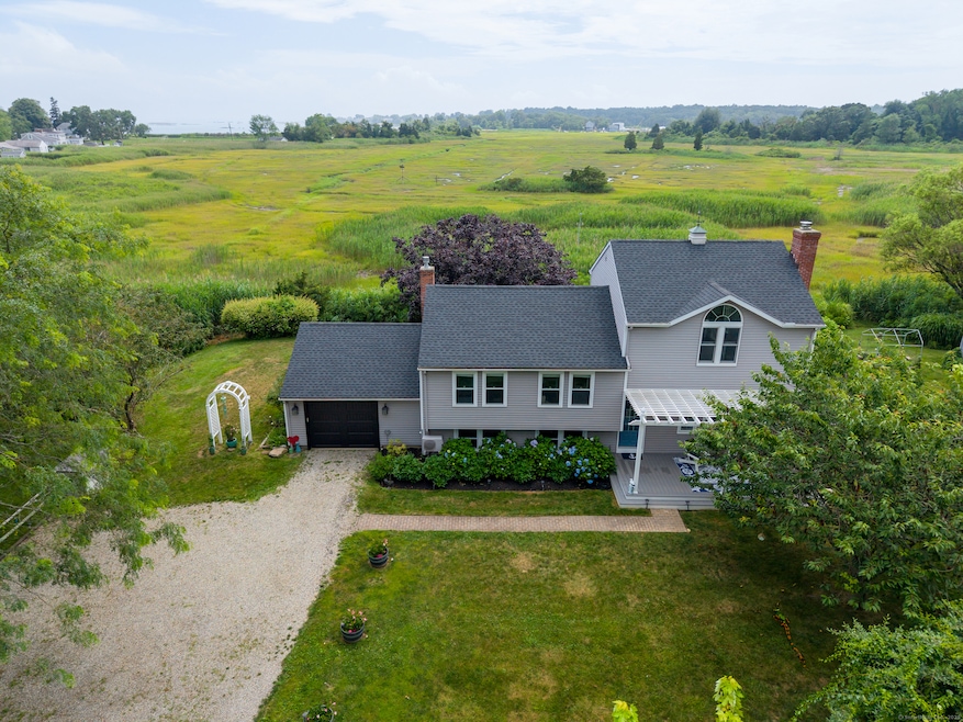 423 Whitfield St, Guilford, CT 06437 - photo 1