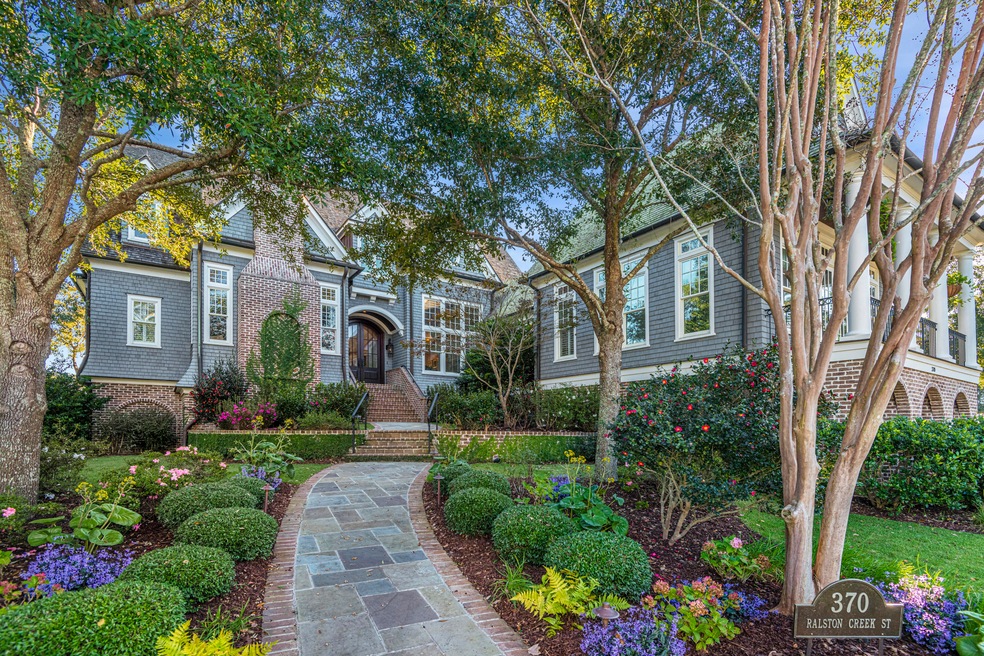 Sold $5,450,000 • Co-Listing Agent