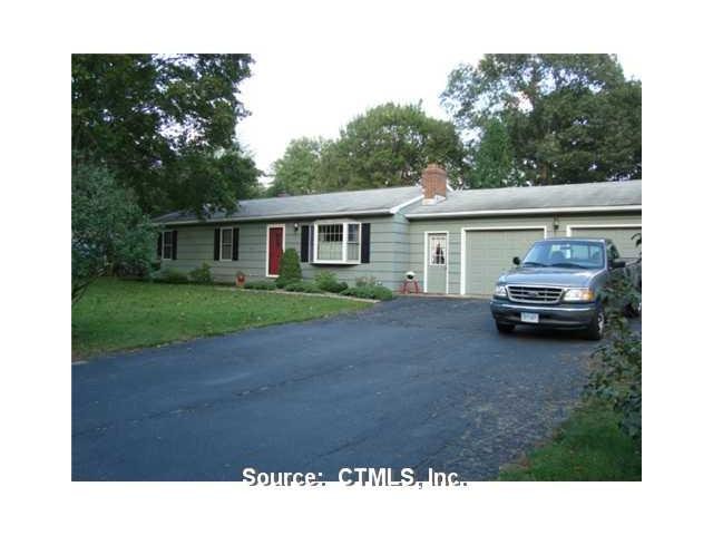 37 Pheasant Run Rd, Southington, CT 06489 - photo 1