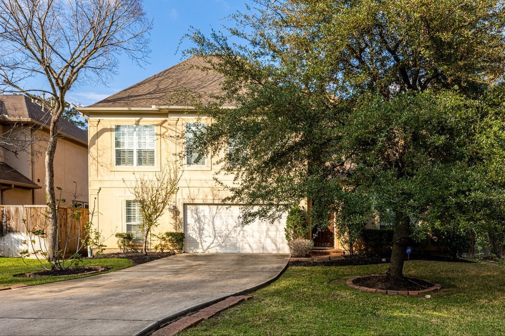 10936 Lasso Ln, Houston, TX 77079 - photo 1