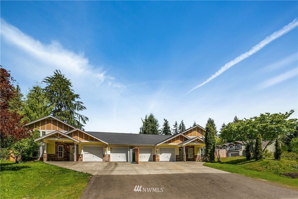 215 117th Place SE unit A & B, Everett, WA 98208 - photo 1