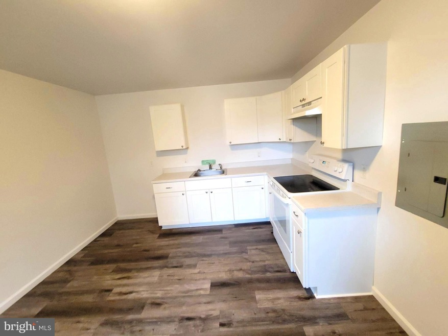 38 W Lancaster Ave unit 3, Downingtown, PA 19335 - photo 1