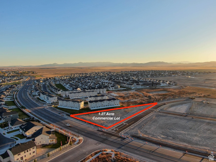 676 E Desert Willow Dr, Eagle Mountain, UT 84043 - photo 1