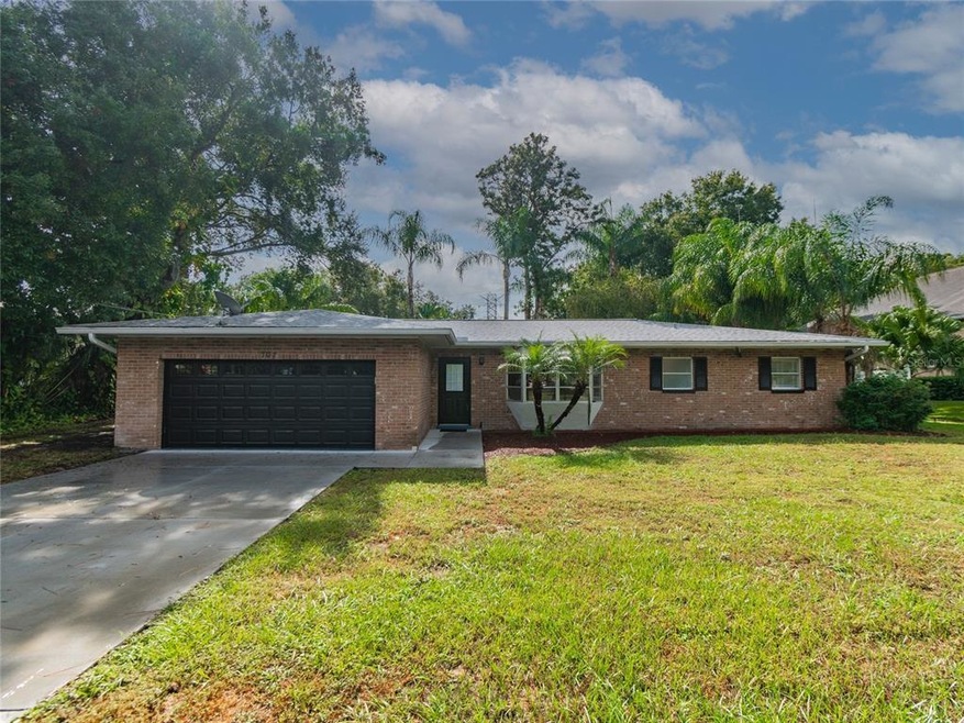 707 Lafayette Blvd, Oldsmar, FL 34677 - photo 1
