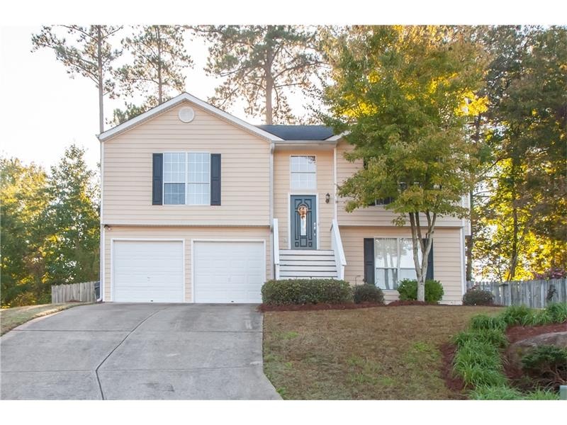 Welcome Home!  You'll love the quiet cul-de-sac.