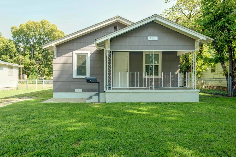 Blaine Exterior Front