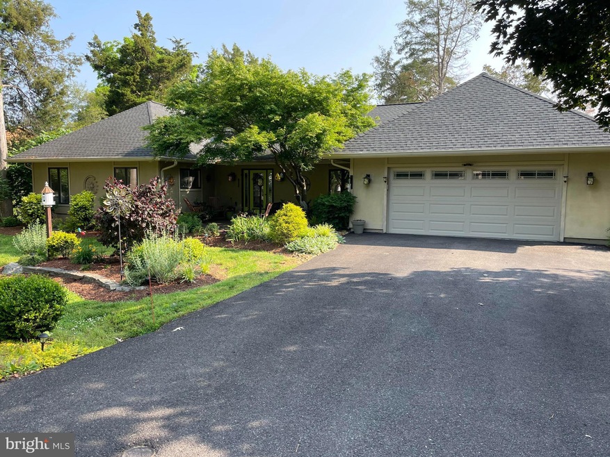 11930 Limestone Ct, Swan Point, MD 20645 - photo 1