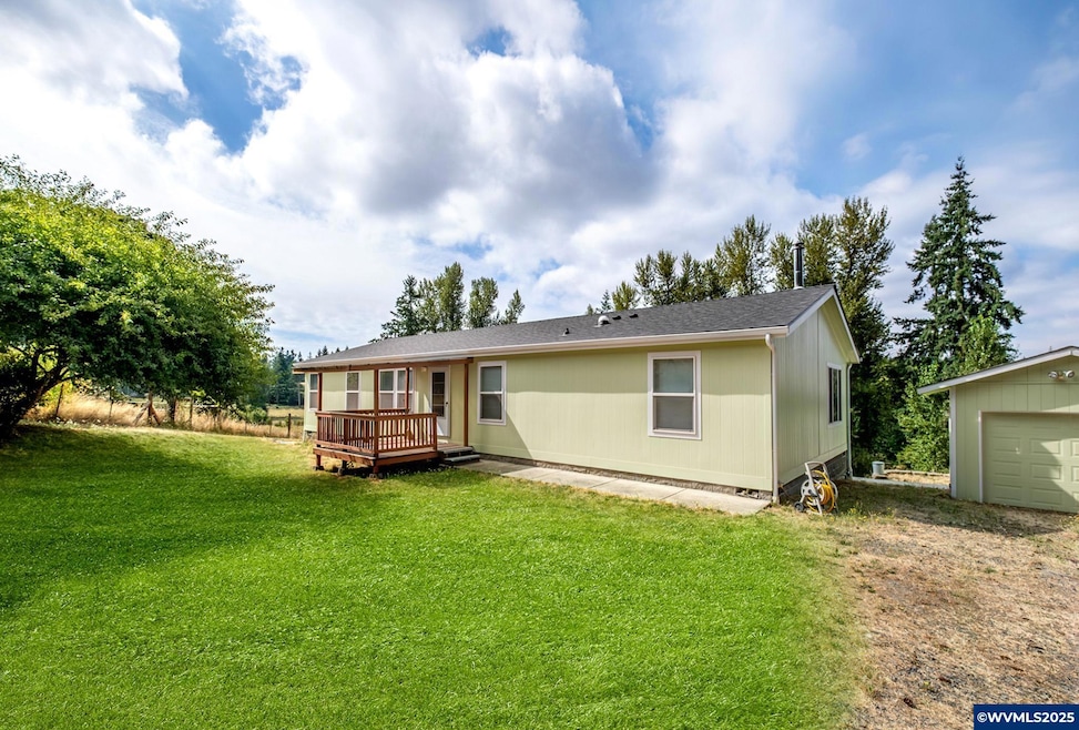 Under Contract $575,000 • Co-Listing Agent