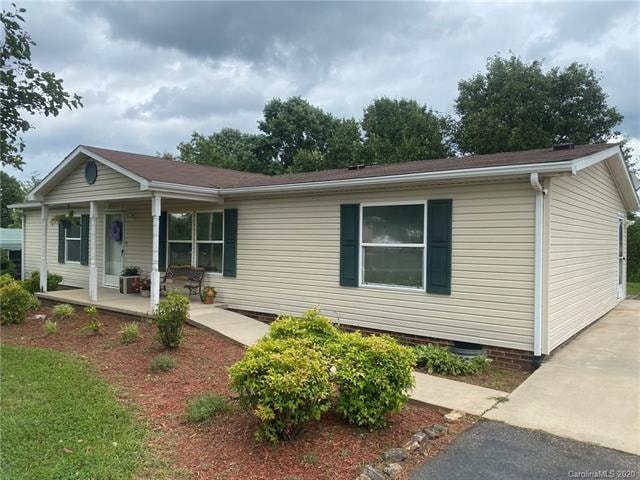 Nicely landscaped front yard