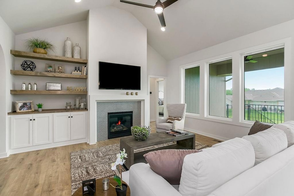 For Sale $469,000 • Co-Listing Agent