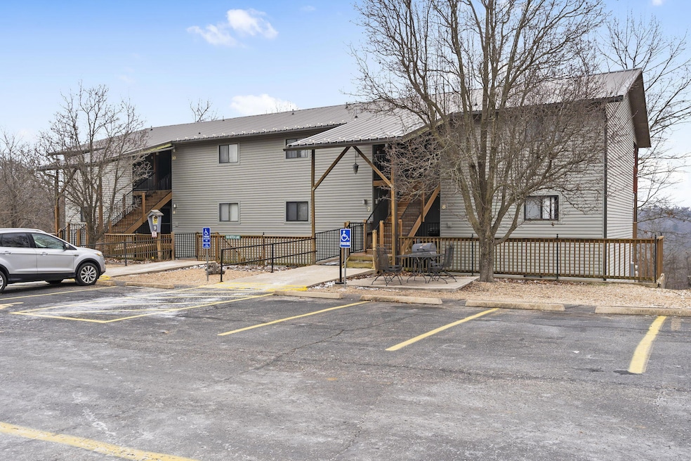 550 Notch Lane