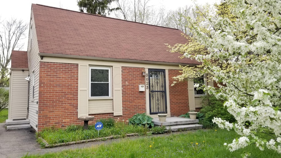 3023 hamilton ave 1