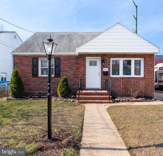 426 Lake St, Mount Ephraim, NJ 08059 - photo 1