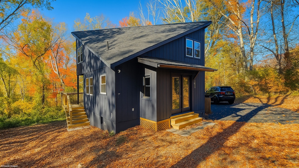 11 Mountain View Rd, East Lyme, CT 06333 - photo 1