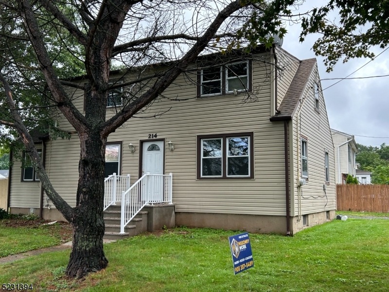 214 Cedar St unit 2, South Bound Brook, NJ 08880 - photo 1