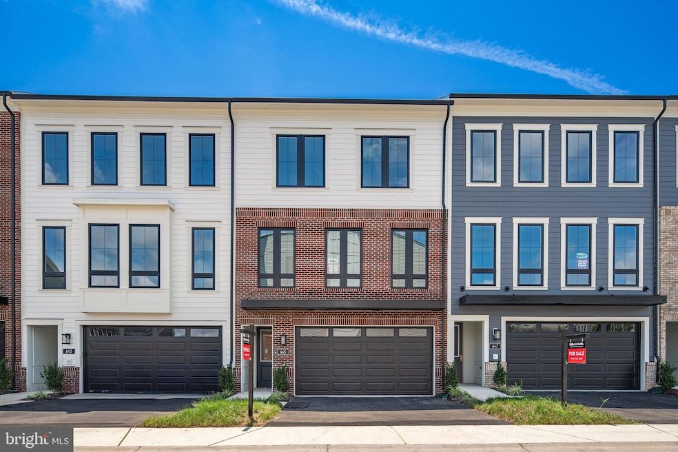 645 Angelfish Way, Woodbridge, VA 22191 - photo 1