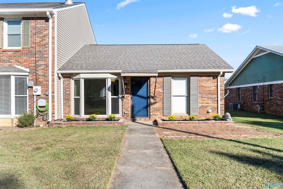 1122 11th Ave SE, Decatur, AL 35601 - photo 1