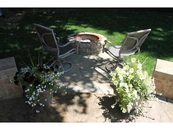 270 Hoyt St, Manchester, NH 03103 - photo 1