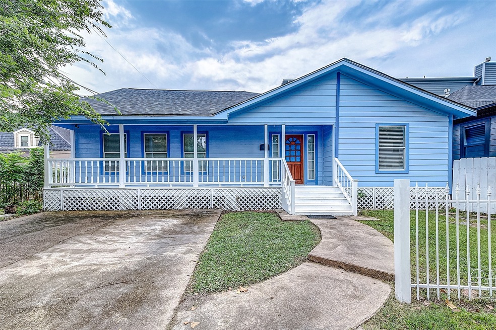 2533 Arlington St, Houston, TX 77008 - photo 1