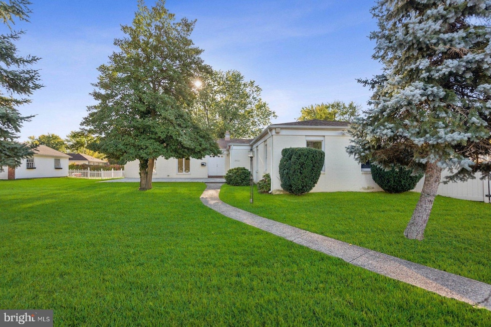 2611 Barton Ct, Cinnaminson, NJ 08077 - photo 1