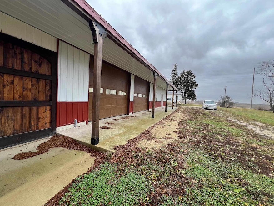 15453 200th St, Hawkeye, IA 52147 - photo 1