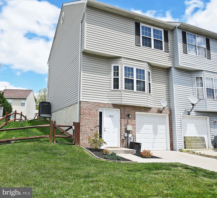 7813 Rolling View Ave, Nottingham, MD 21236 - photo 1