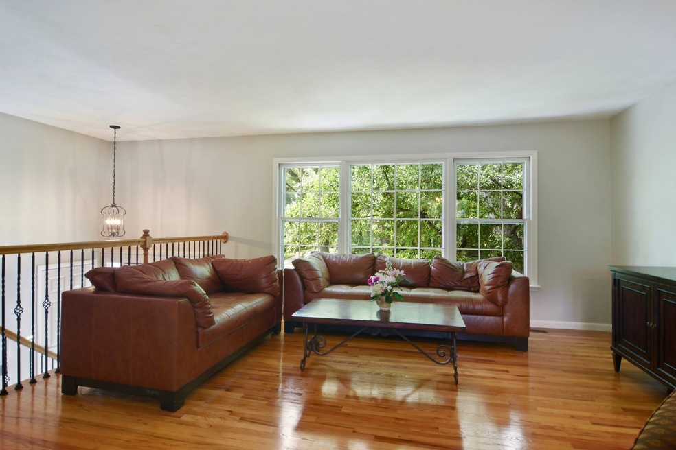 4458 Hoover St, Rolling Meadows, IL 60008 - photo 1