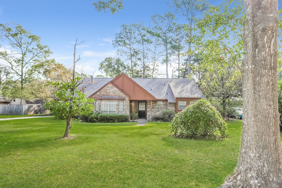 26218 Maplewood Dr, Spring, TX 77386 - photo 1