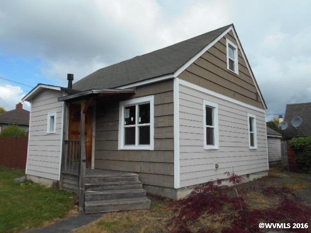 1115 12th Ave SW, Albany, OR 97321 - photo 1
