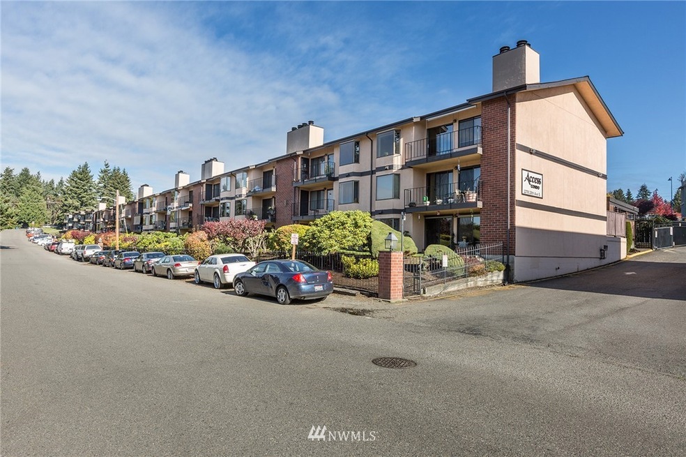 22700 28th Ave S unit 102, Des Moines, WA 98198 - photo 1