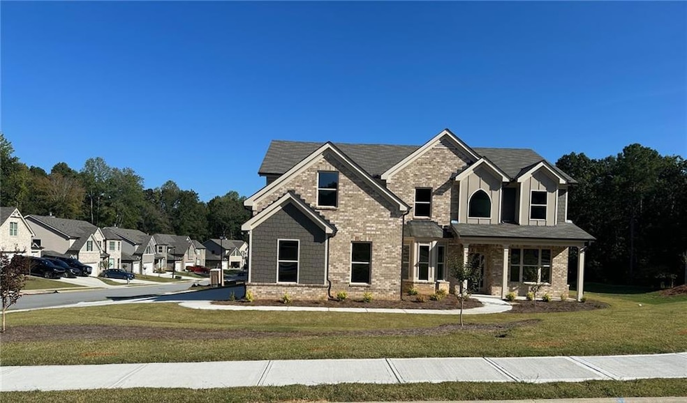 View of front of house featuring a front yard