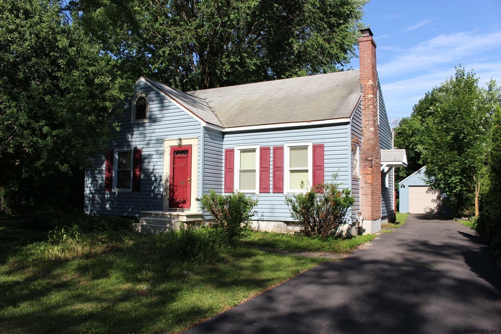 1530 Myron St, Schenectady, NY 12309 - photo 1