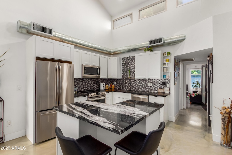 5348 N 3rd Ave, Phoenix, AZ 85013 - photo 1