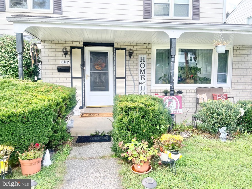 202 Susan Dr, Elkins Park, PA 19027 - photo 1