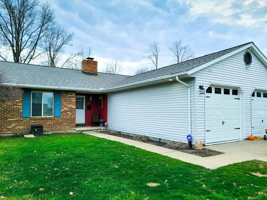 691 Coventry Green, Saint Marys, OH 45885 - photo 1