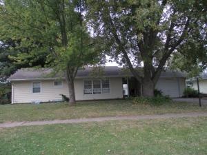 411 E Summit Wilton