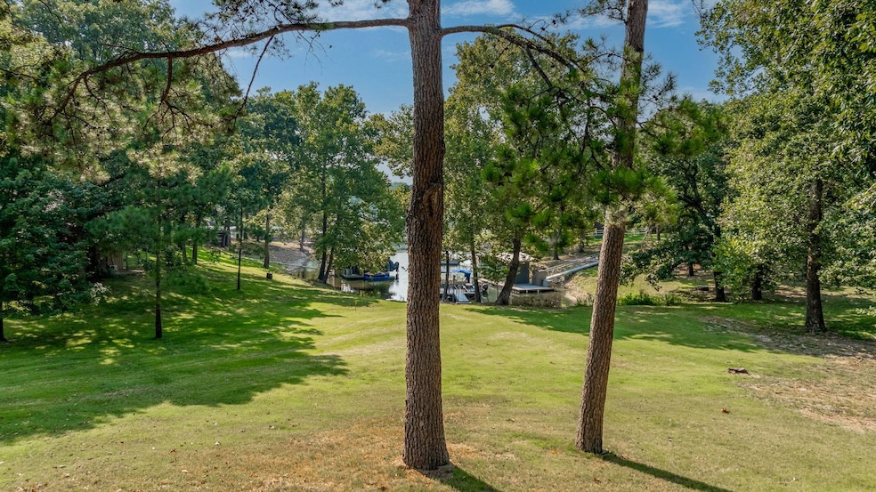 2720 Thompson Rd, Grove, OK 74344 - photo 1