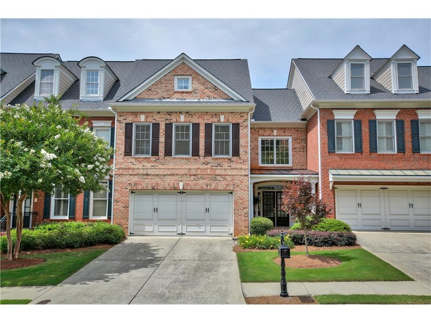 4110 Village Green Dr, Roswell, GA 30075 - photo 1